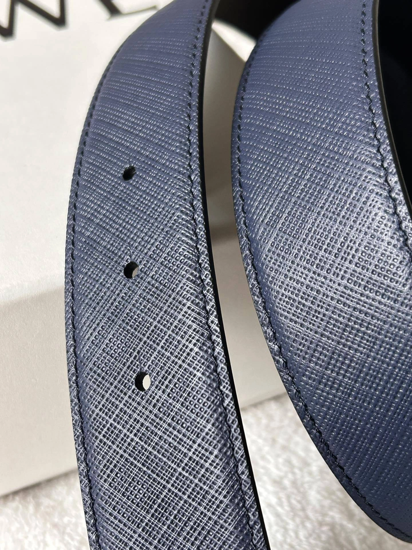 Barbara-- 8o5w5 52688016-5449 Calfskin 4.0cm reversible item:D-S179F0584